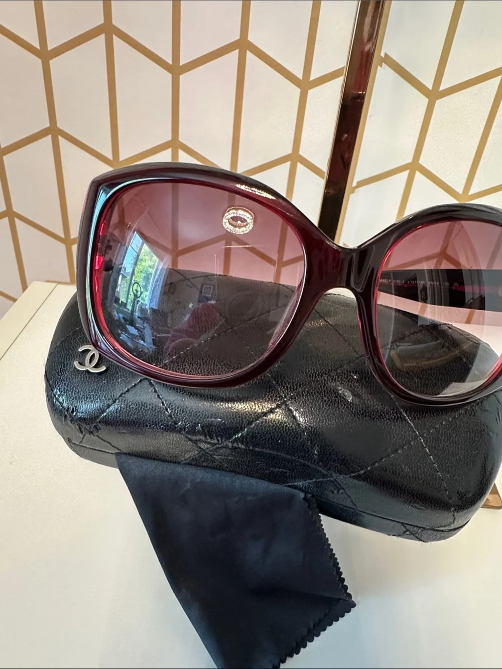 CHANEL Red Acetate Frame CC Logo Sunglasses-5183